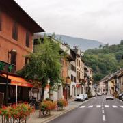 Aiguebelle (Savoie) La rue principale