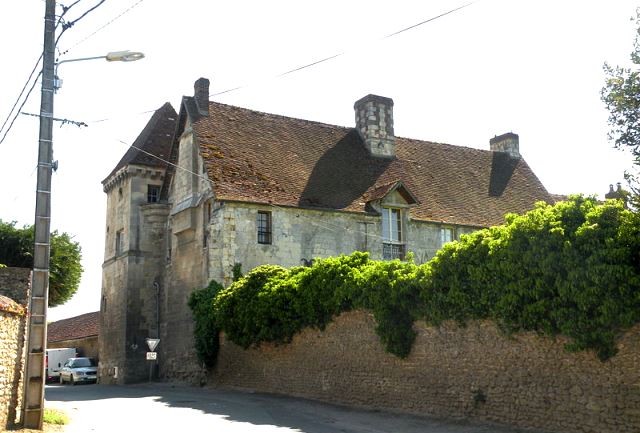 Amblainville oise palais de justice