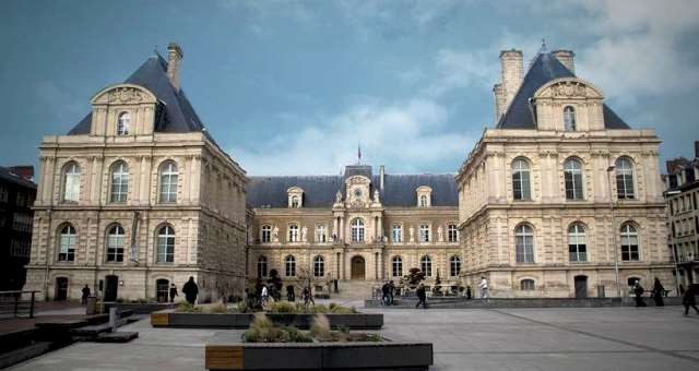 Amiens somme l hotel de ville