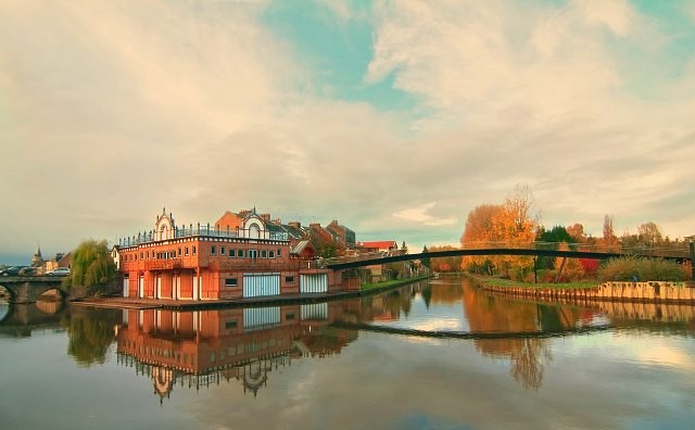 Amiens somme la passerelle samarobriva