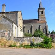 Arthel (Nièvre) L'église Saint Laurent