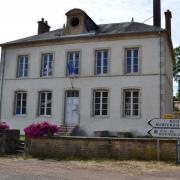Arthel (Nièvre) La Mairie