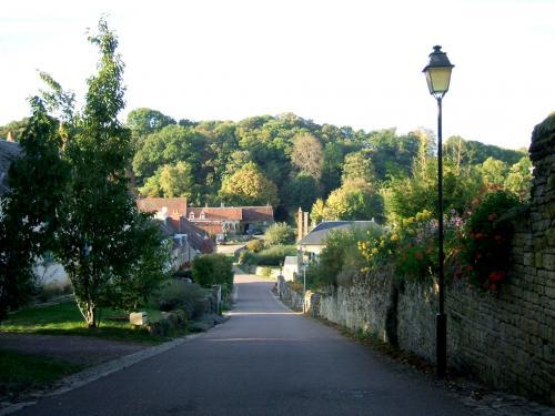 Arthel (Nièvre) Le village