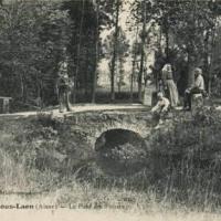 Athies-sous-Laon (Aisne) CPA le pont de pierre