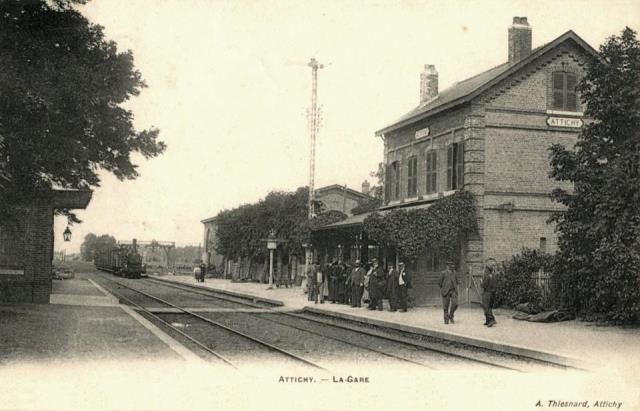 Attichy oise cpa gare