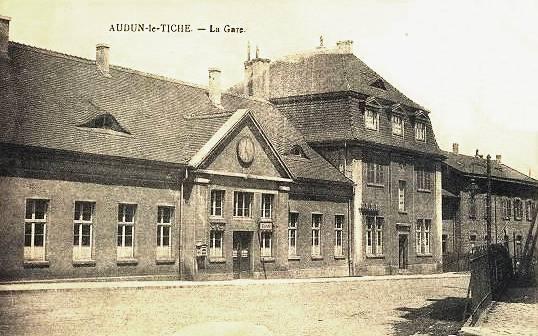 Audun-le-Tiche (Moselle) La gare CPA