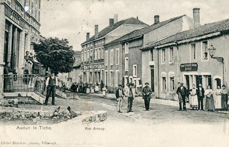 Audun-le-Tiche (Moselle) La rue Arency CPA