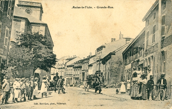 Audun-le-Tiche (Moselle) La rue principale CPA