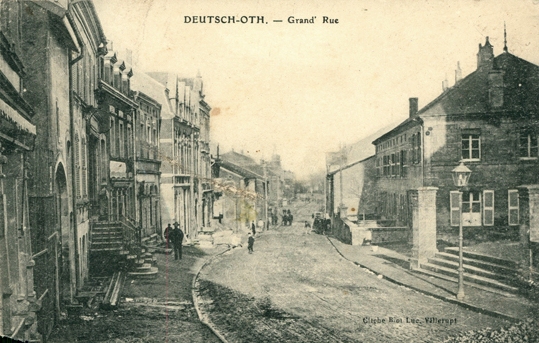 Audun-le-Tiche (Moselle) La rue principale CPA