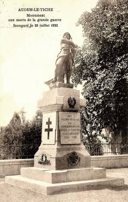 Audun-le-Tiche (Moselle) Le monuments aux morts CPA