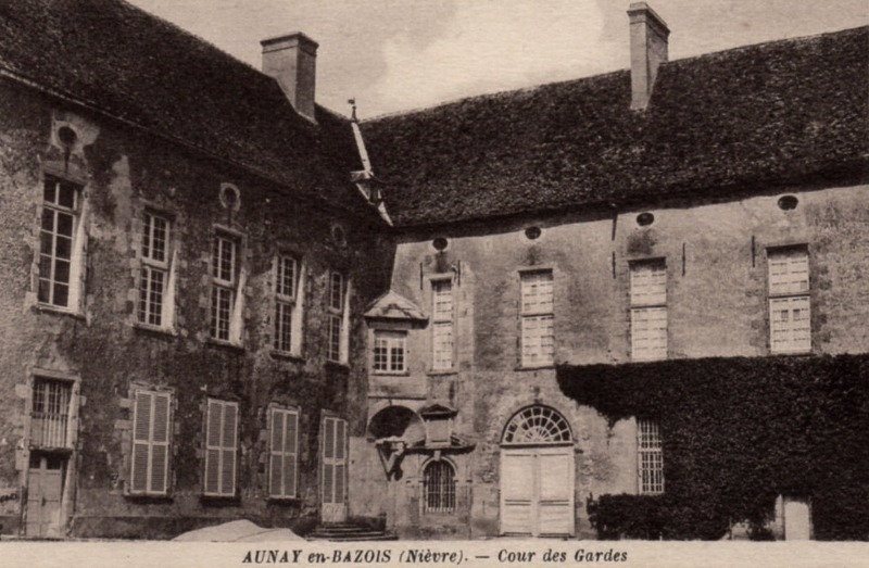 Aunay-en-Bazois (Nièvre) Le château CPA