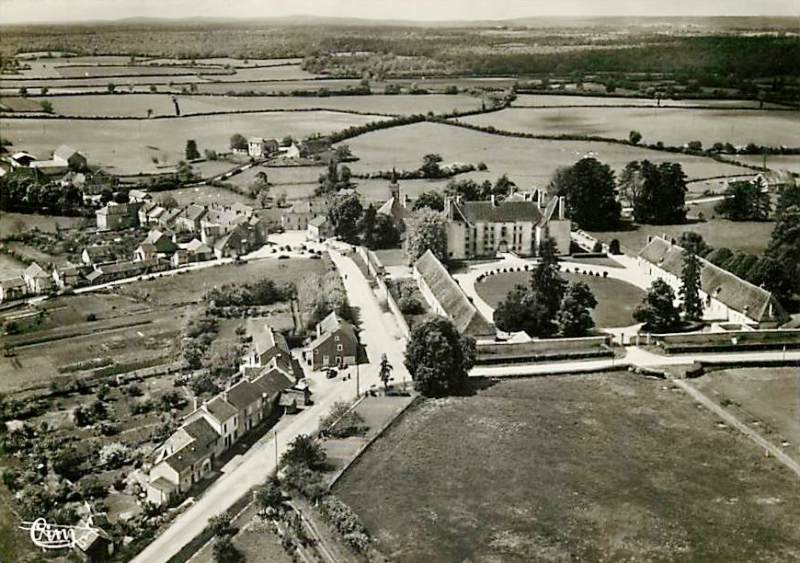 Aunay-en-Bazois (Nièvre) Vue générale CPA