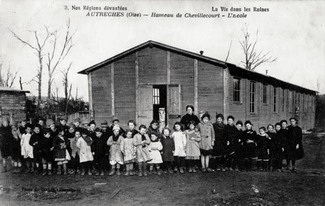 Autreches oise cpa 14 18 ecole de chevillecourt