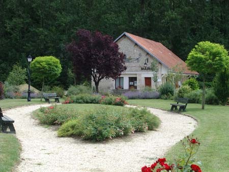 Autreches oise mairie depuis 1984