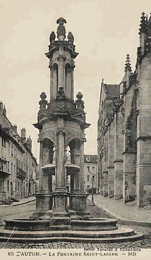 Autun (Saône-et-Loire) La fontaine Saint Lazare CPA