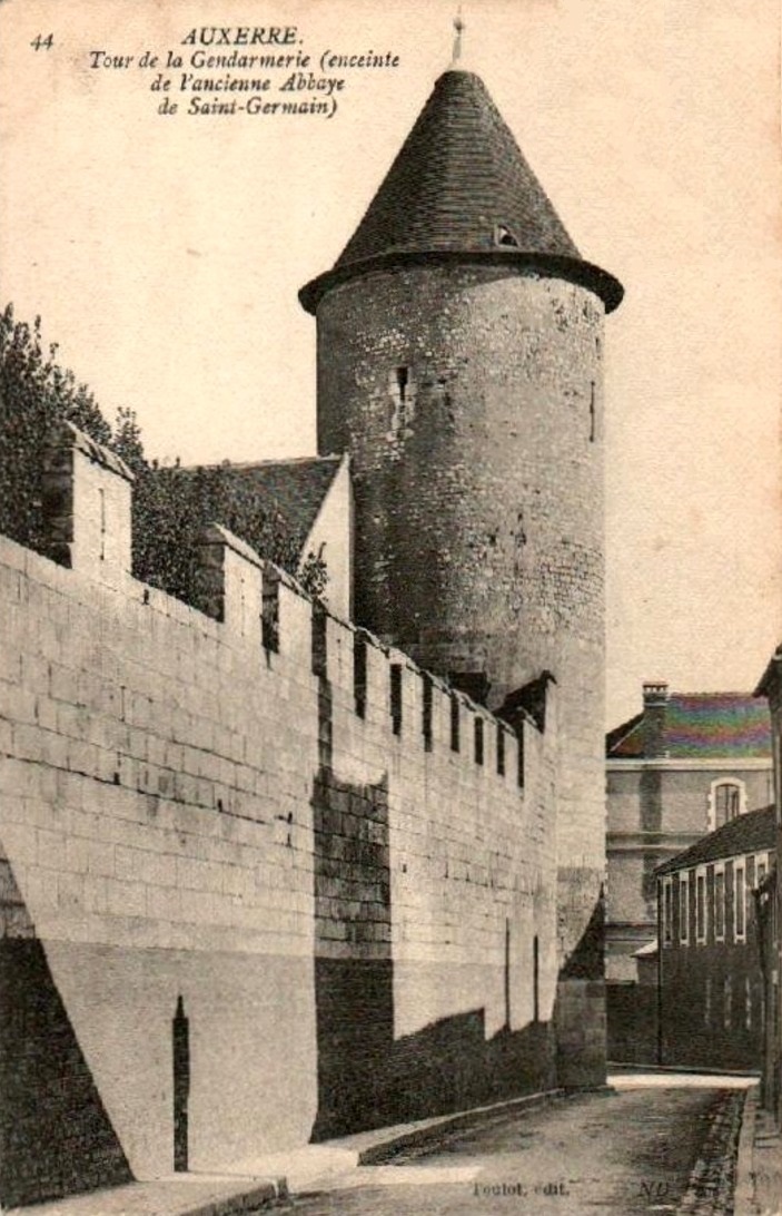 Auxerre (89) L'Abbaye Saint-Germain CPA