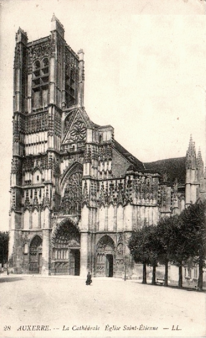 Auxerre (89) La Cathédrale Saint-Etienne CPA