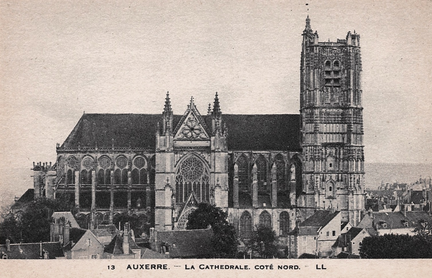 Auxerre (89) La Cathédrale Saint Etienne CPA