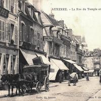 Auxerre (89) La Rue du Temple CPA