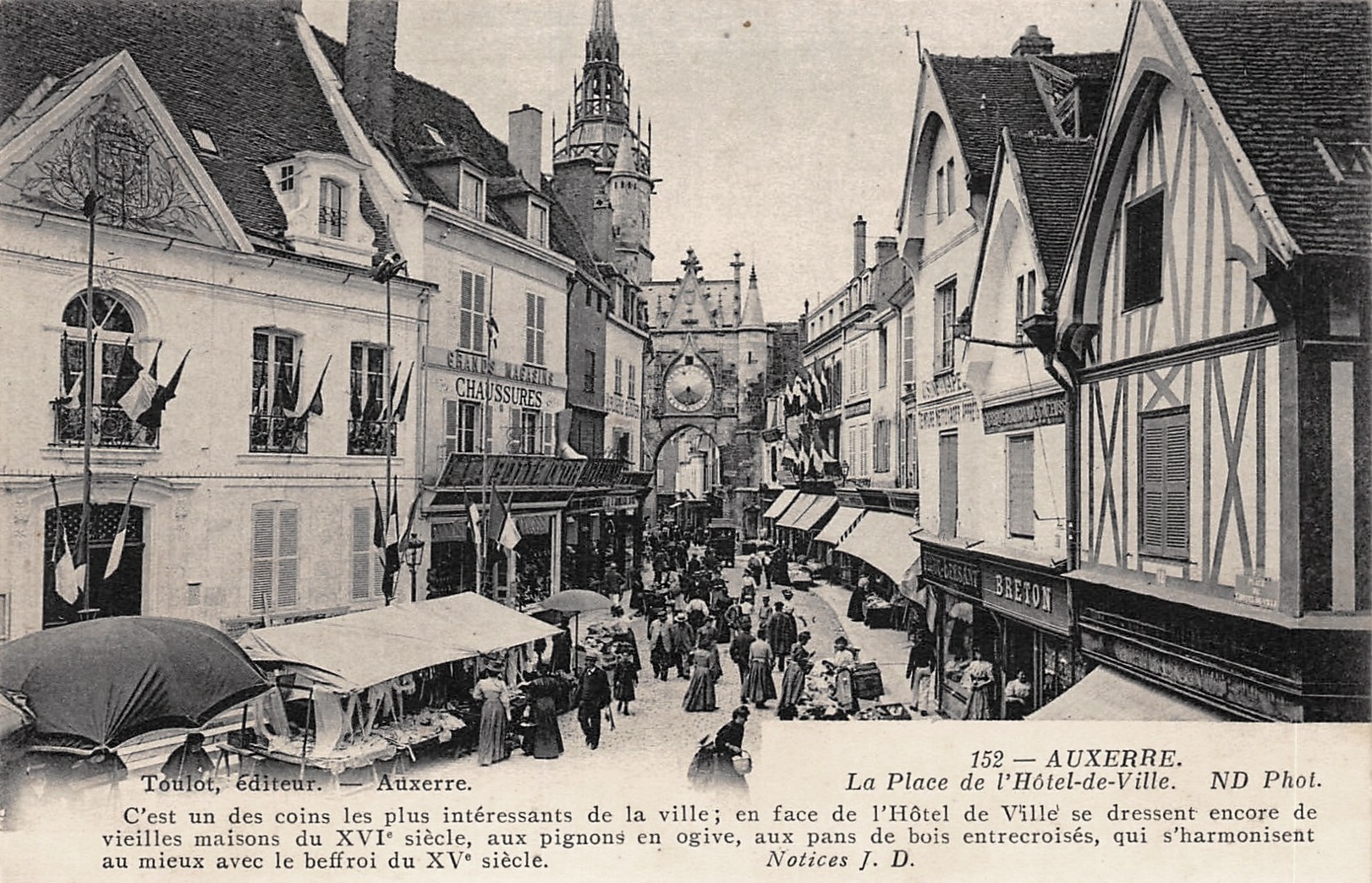 Auxerre (89) La Tour de l'Horloge CPA