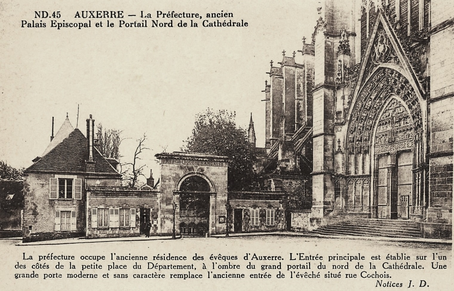 Auxerre (89) L'ancien Palais Episcopal CPA