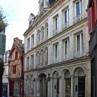 Auxerre (89) Le passage Manifacier