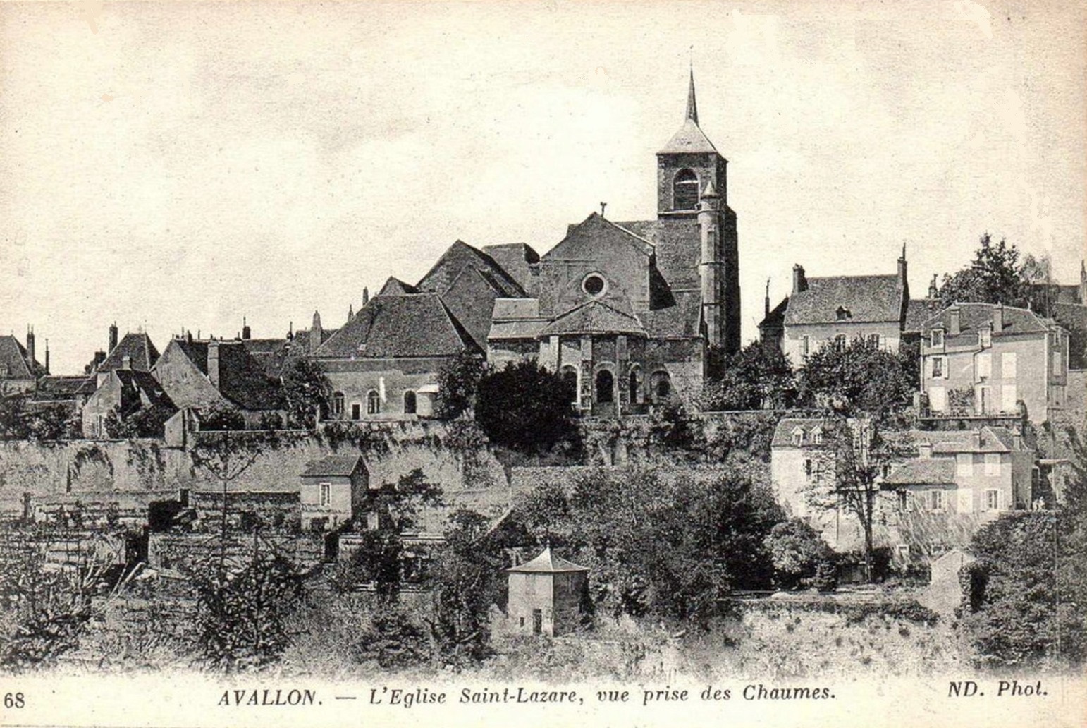 Avallon (89) L'Eglise Saint-Lazare CPA