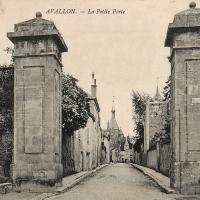 Avallon (89) La petite porte CPA