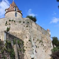 Avallon (89) La tour Beurdelaine