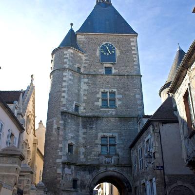 Avallon (89)