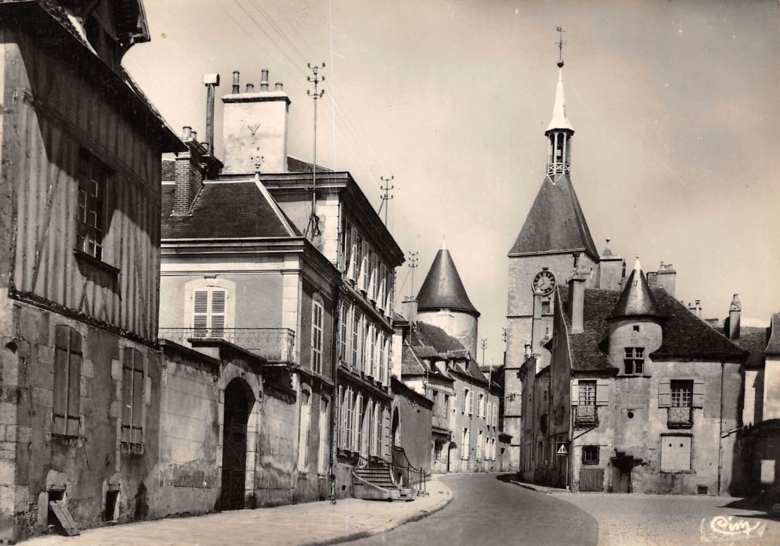 Avallon (89) La vieille ville CPA