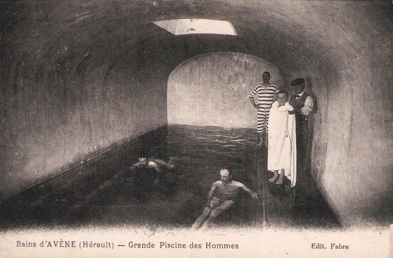 Avène (Hérault) La piscine des hommes CPA