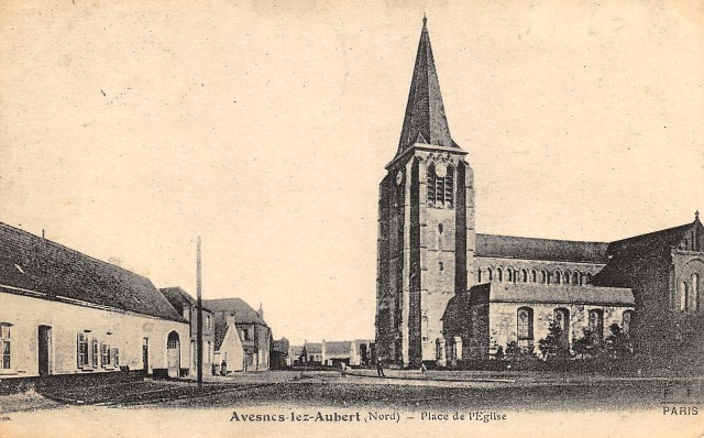 Avesnes les aubert 59 la place de l eglise cpa