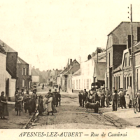 Avesnes les aubert 59 la rue de cambrai cpa