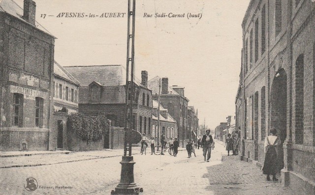 Avesnes les aubert 59 la rue sadi carnot cpa