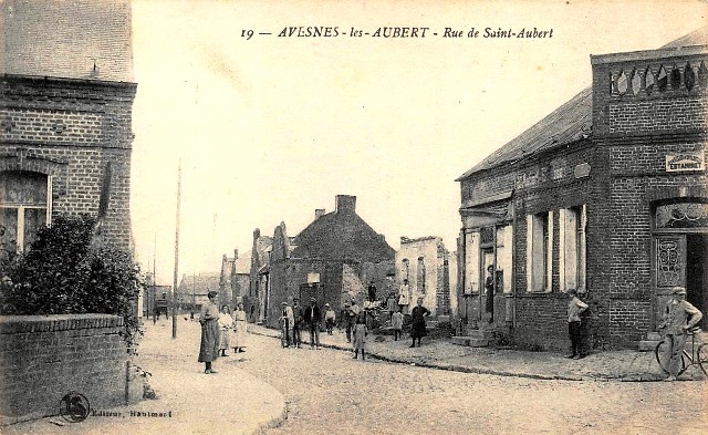 Avesnes les aubert 59 la rue saint aubert cpa