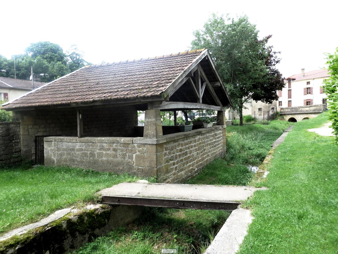 Baâlon (Meuse) Le lavoir