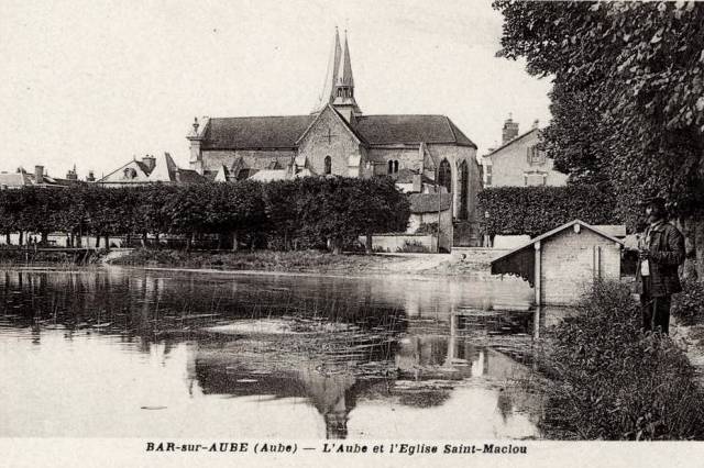 Bar-sur-Aube (10) L'église Saint-Maclou CPA