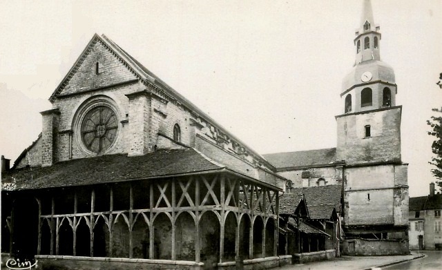 Bar-sur-Aube (10) L'église Saint-Pierre, l'Halloy CPA