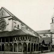 Bar-sur-Aube (10) L'église Saint-Pierre, l'Halloy CPA