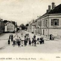 Bar-sur-Aube (10) Le faubourg de Paris CPA