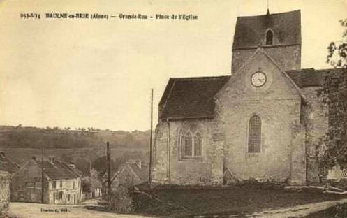 Baulne-en-Brie (Aisne) CPA L'église Saint Barthélémi