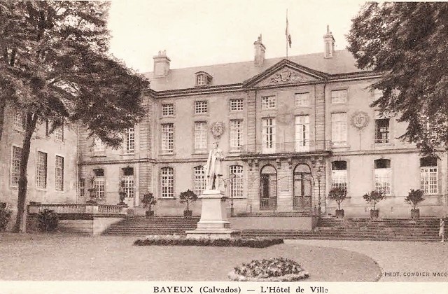 Bayeux calvados l hotel de ville cpa