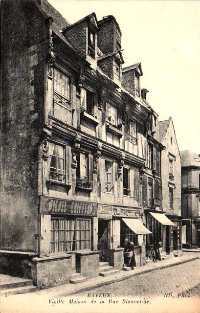 Bayeux calvados la rue bienvenu cpa