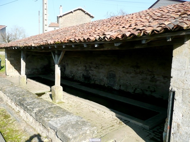 Bazailles 54 le lavoir