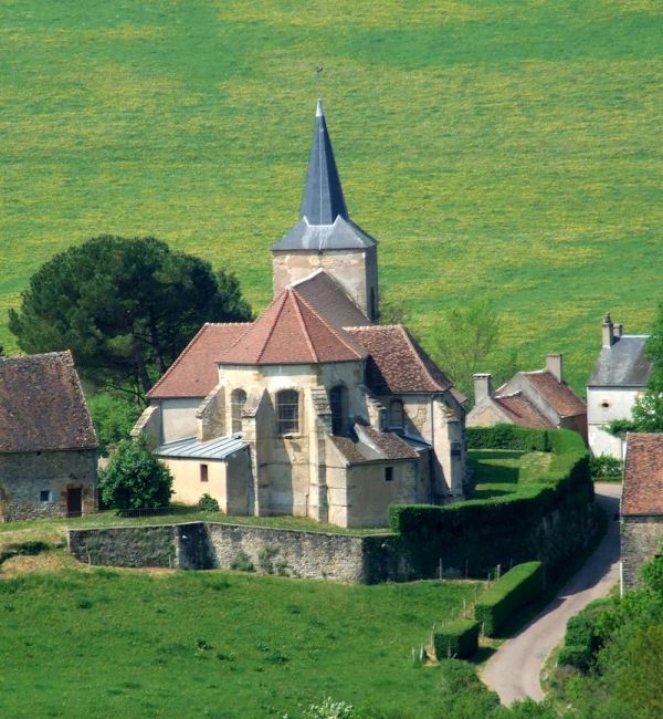Bazoches (Nièvre) L'église Saint-Hilaire