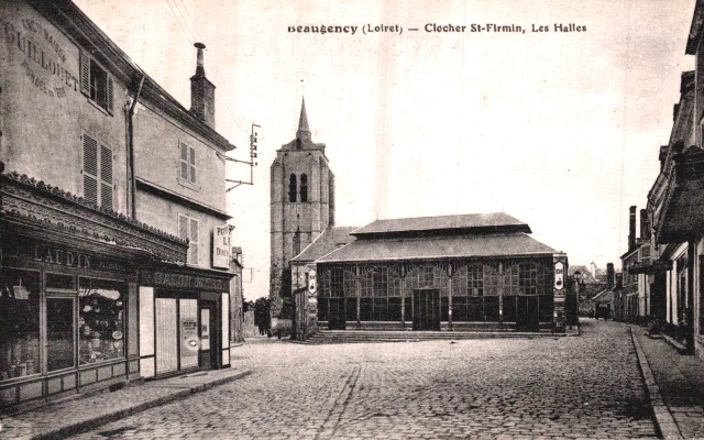 Beaugency (45) Clocher Saint-Firmin et les Halles CPA