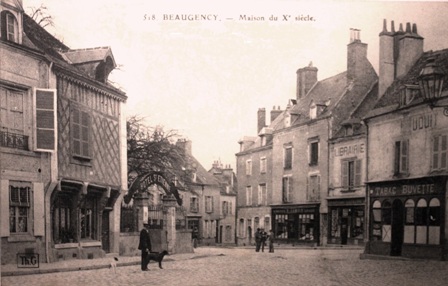 Beaugency (45) Hôtel Saint-Etienne et vieilles maisons CPA