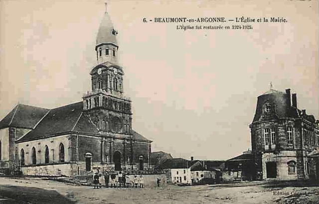 Beaumont-en-Argonne (08) Eglise Saint-Jean Baptiste et mairie CPA