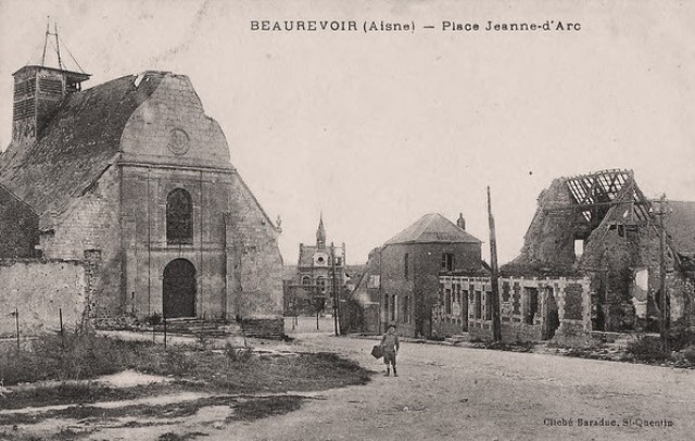 Beaurevoir aisne cpa eglise place jeanne d arc